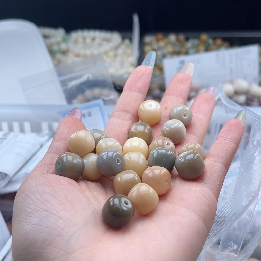 白玉菩提吊坠aaa锅底13mm/30颗