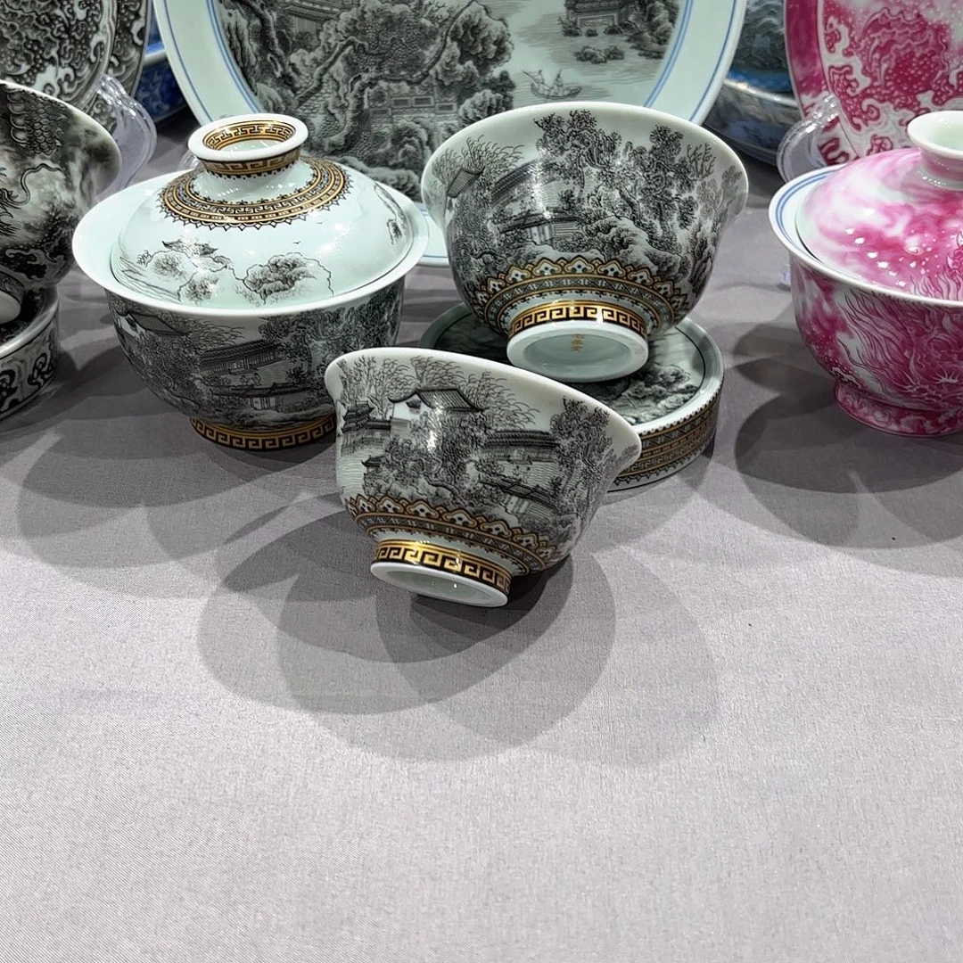 瓷片景德镇市和上海浦东新区