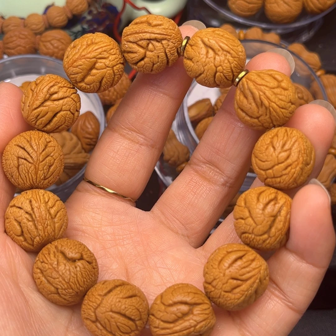 桃核吊坠龙纹桃核