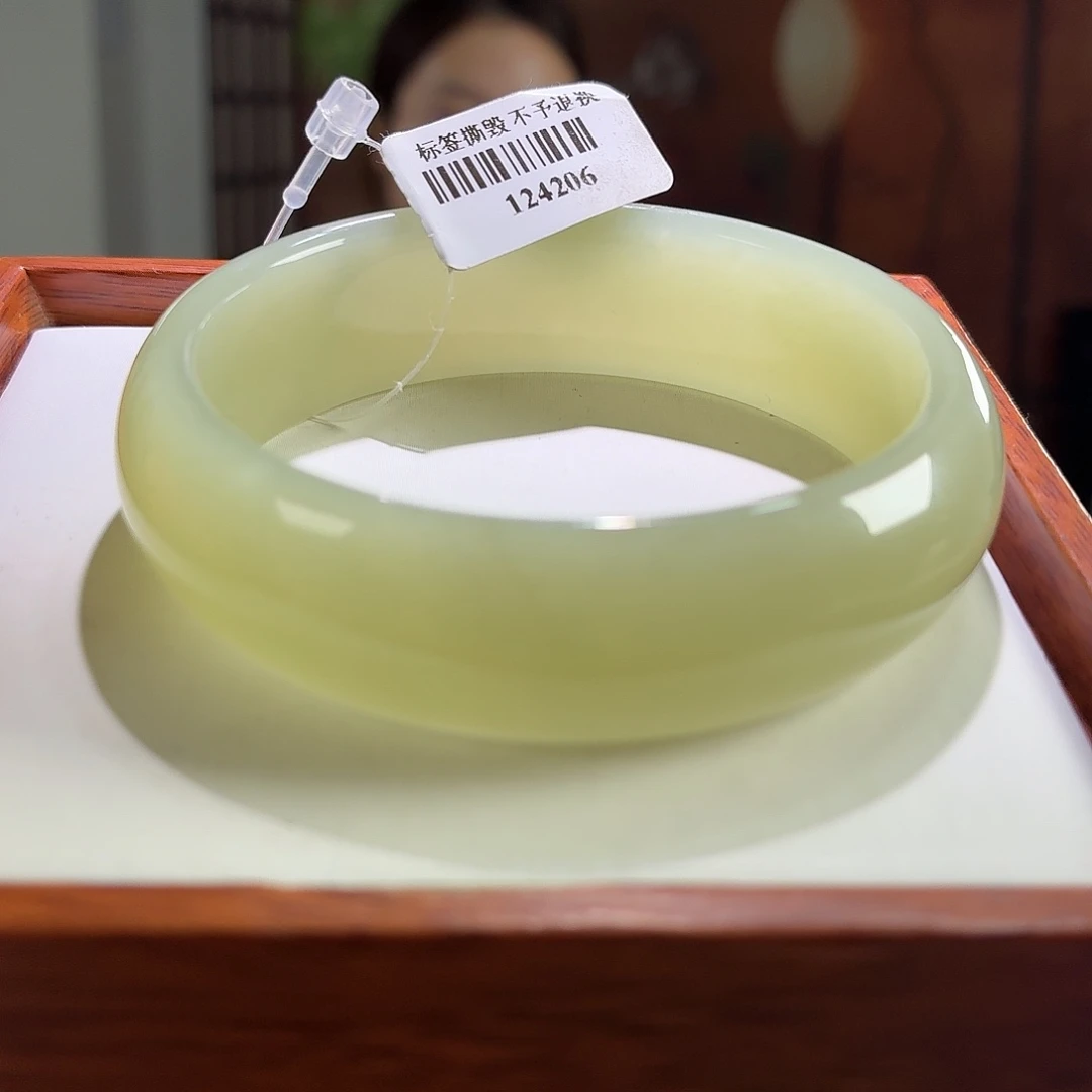 未镶嵌手镯和田玉55.7