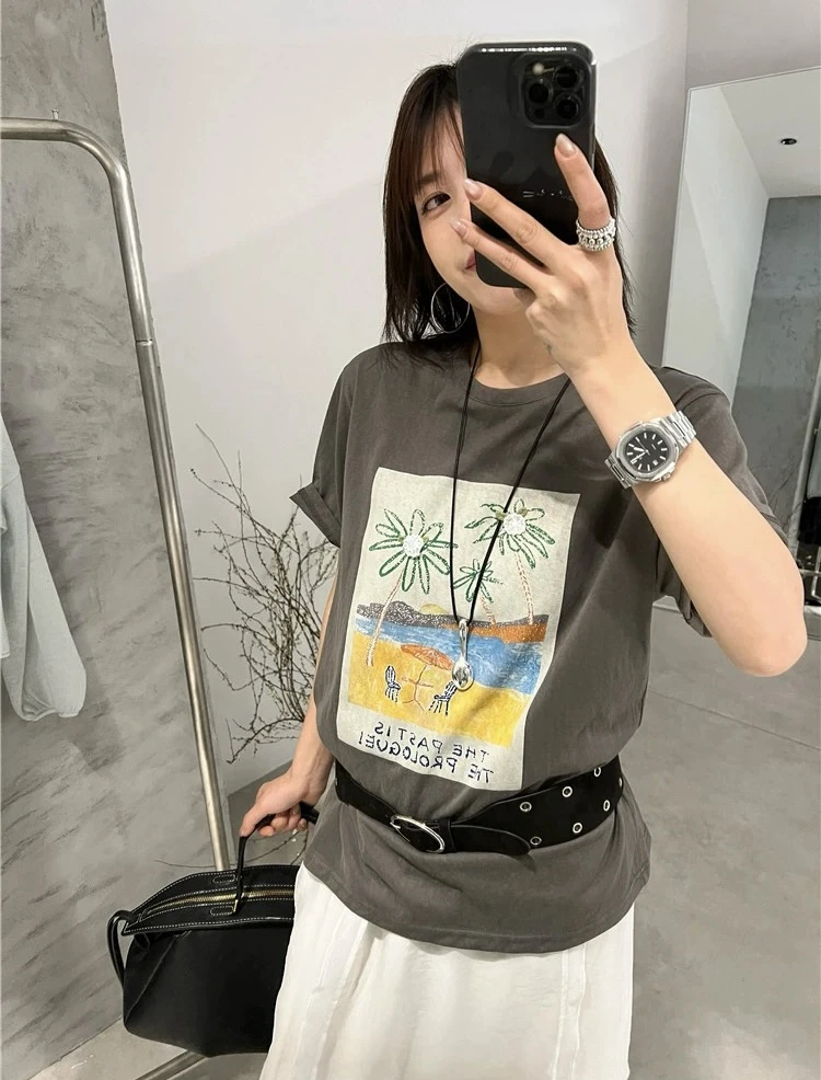 福秒-蜡笔画海滩印花、修身短袖T恤（XD70010#）喜大东