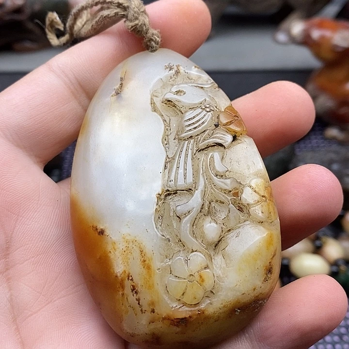 未镶嵌蛇纹石玉颈饰