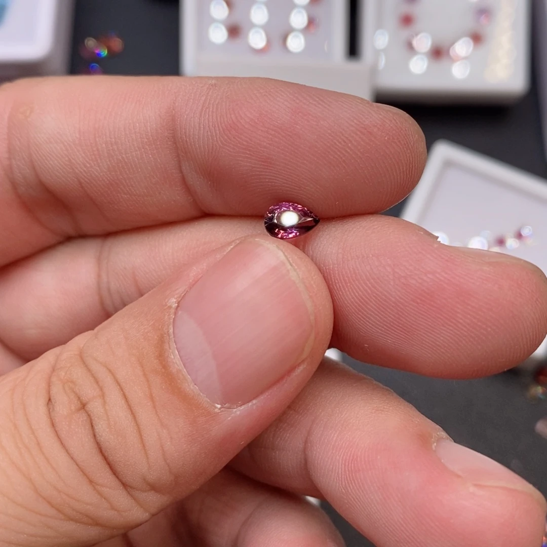 裸石尖晶石0.58ct 天然尖晶石