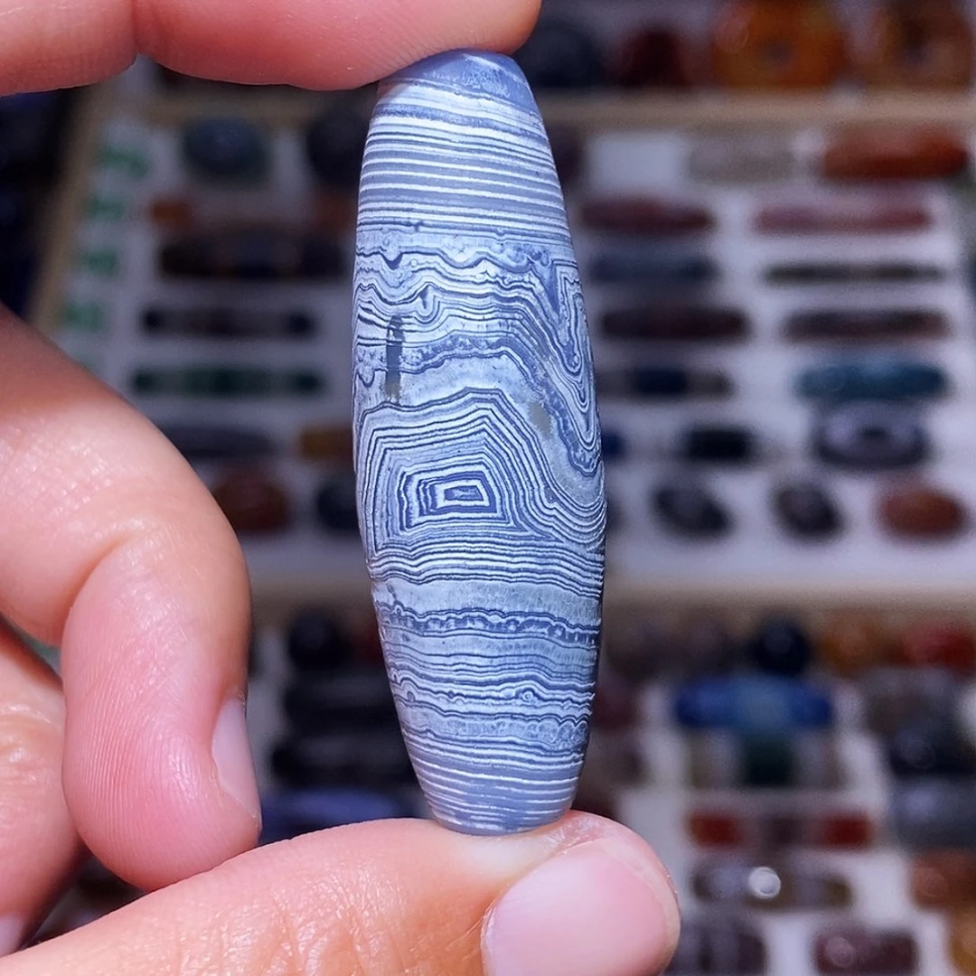 s***i琥珀未镶嵌吊坠…..