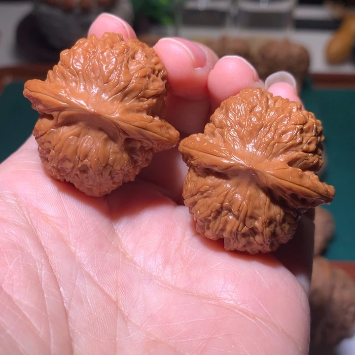 把件文玩核桃血麒麟