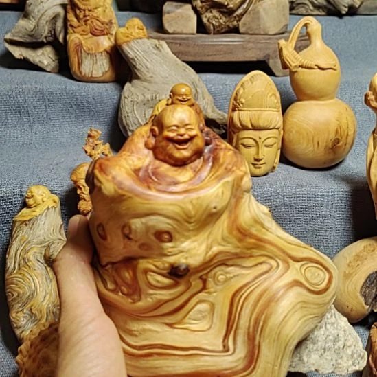 湿***兄太行崖柏工艺小件