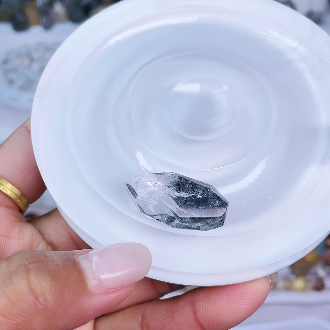 水晶单珠打孔不退不换未镶嵌