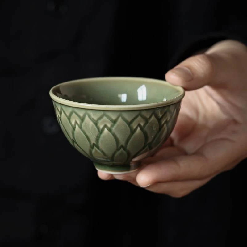 越青-莲瓣圆足杯越青-莲瓣圆足杯