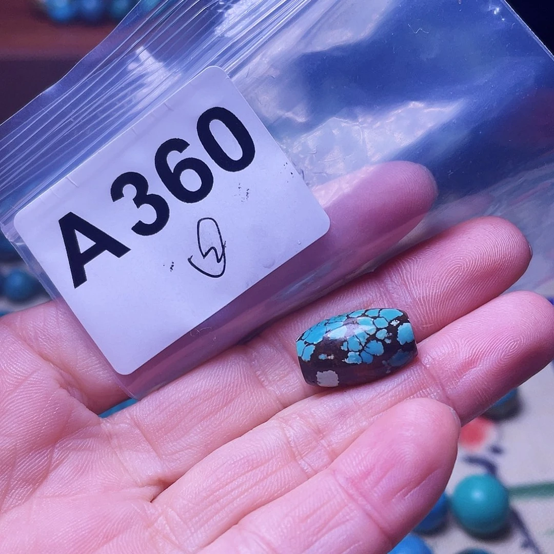 十堰原生态绿石头特色手工佩饰