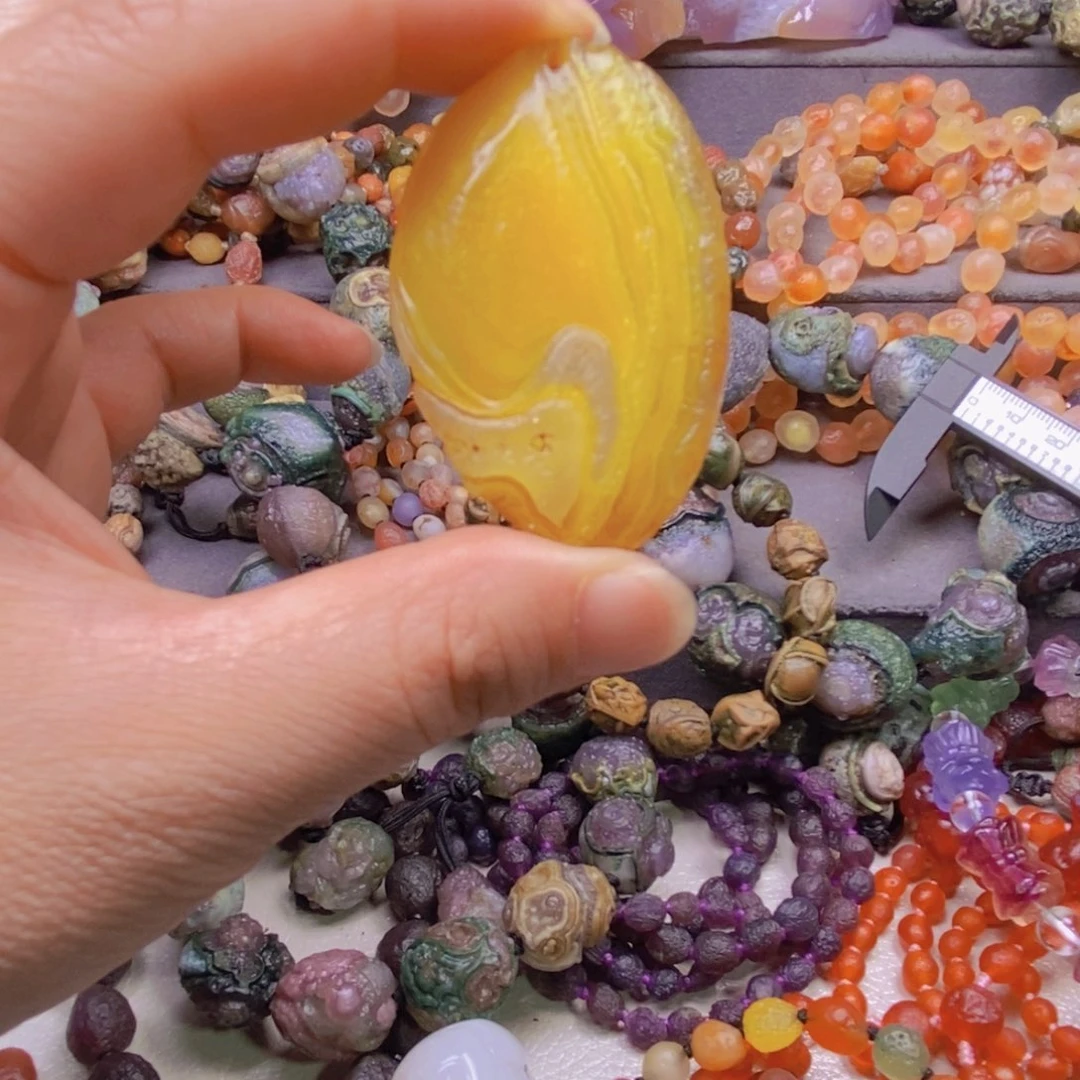 合金颈饰玛瑙/玉髓