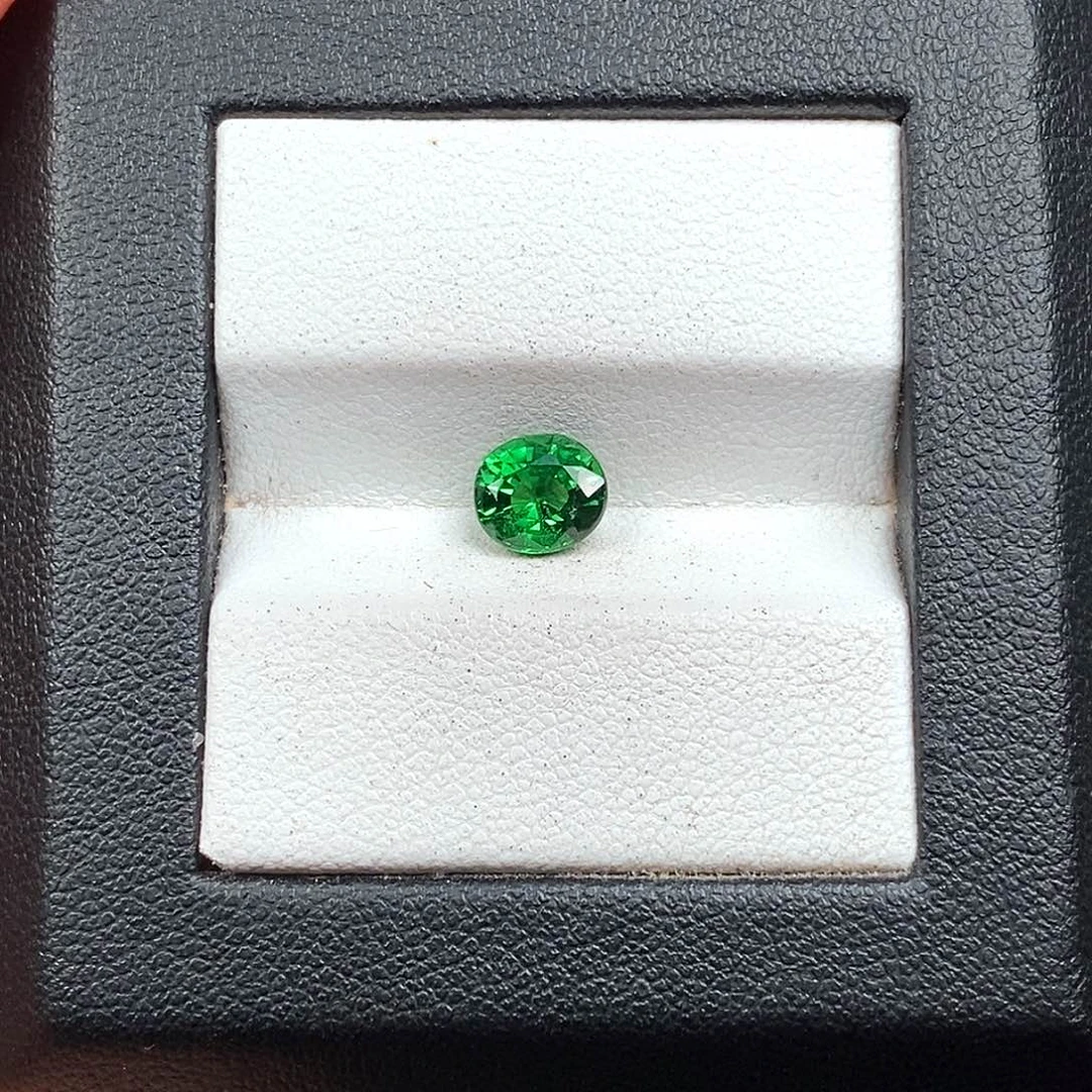 裸石石榴石（沙弗莱）未镶嵌1.25ct