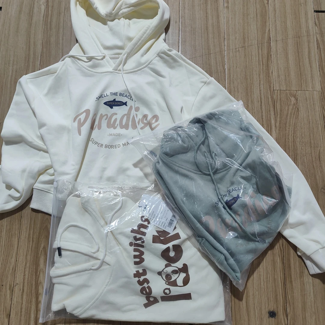 高品质连帽款百搭卫衣颜色可选