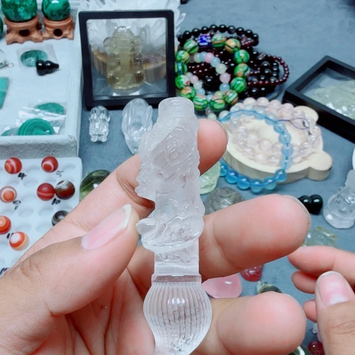 未镶嵌颈饰水晶水晶