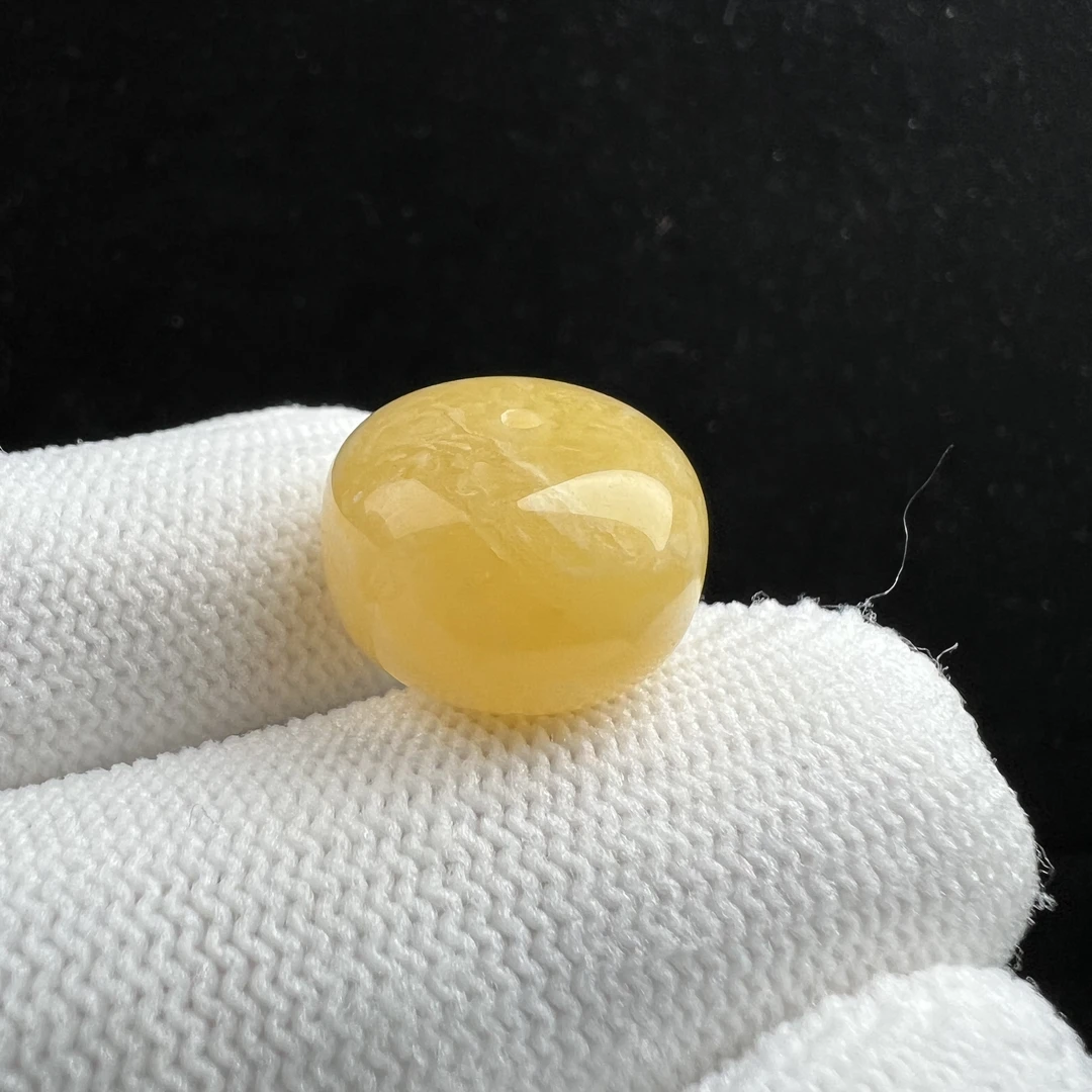 M4500天然原矿俄料蜜蜡 墩子 17*11.8mm 支持复检