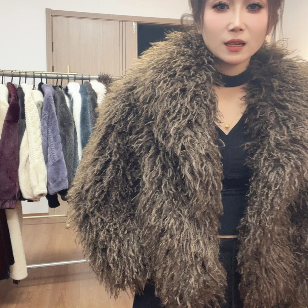 09号皮毛一体外套