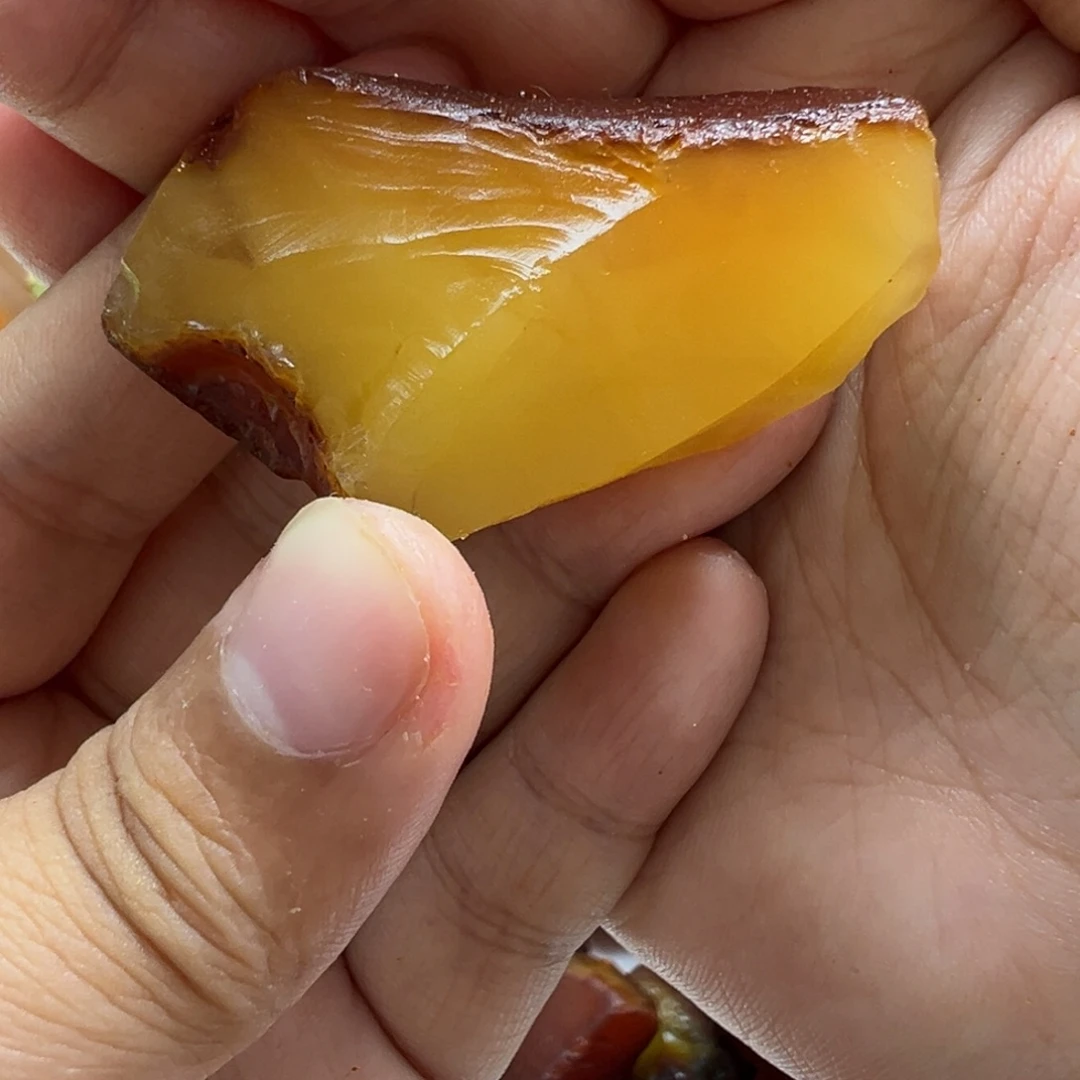 阿***萍定制琥珀蜜蜡定制