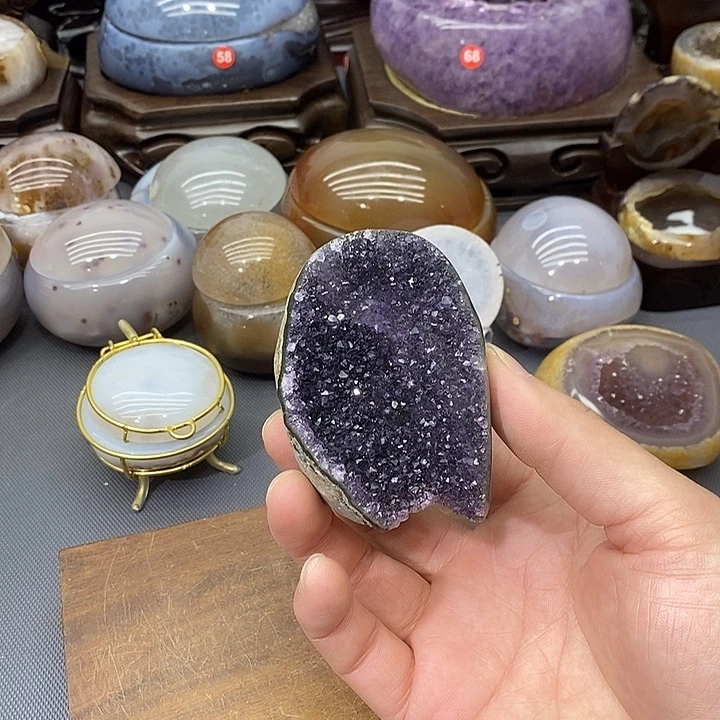 紫晶未镶嵌摆件紫晶