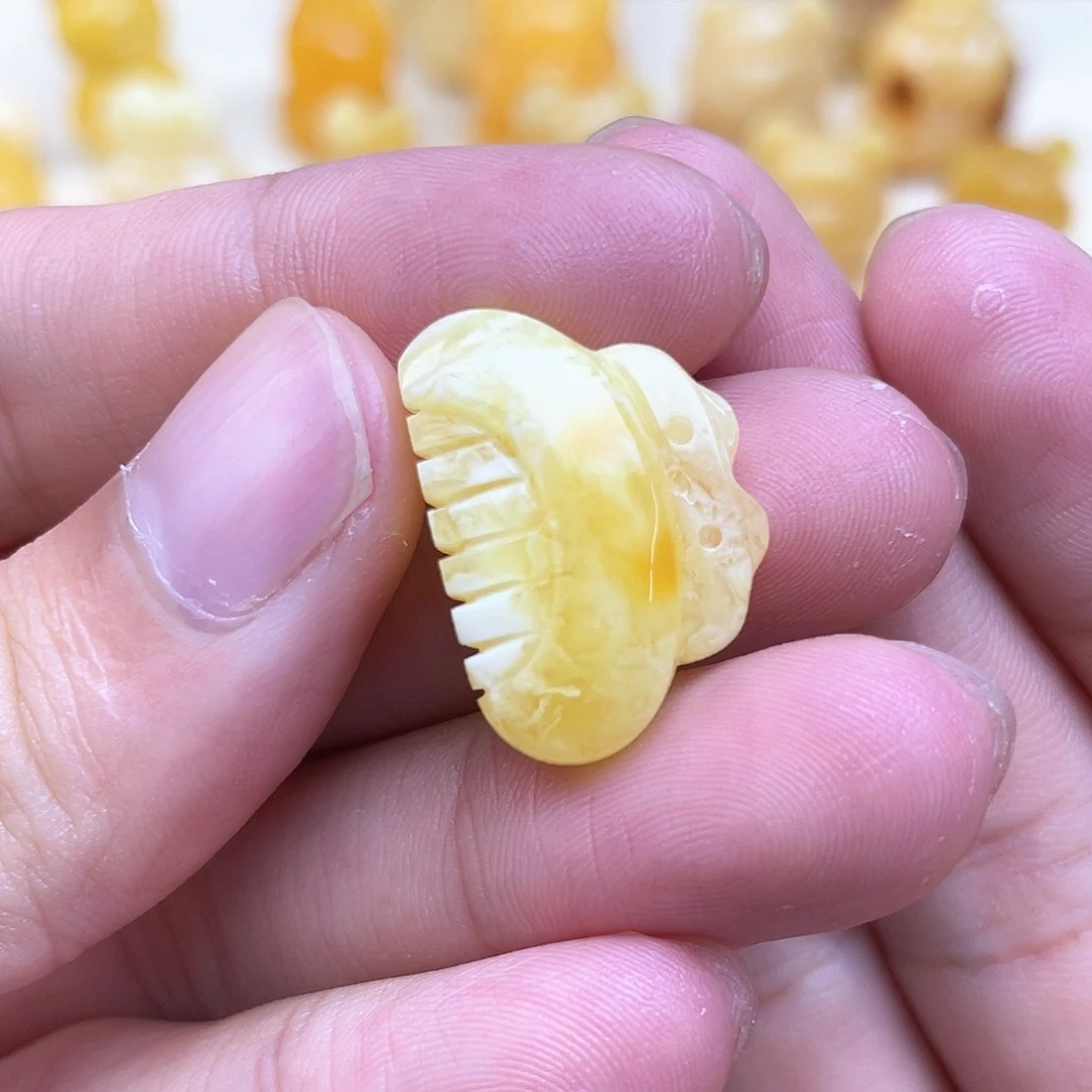 未镶嵌琥珀裸石蜜蜡