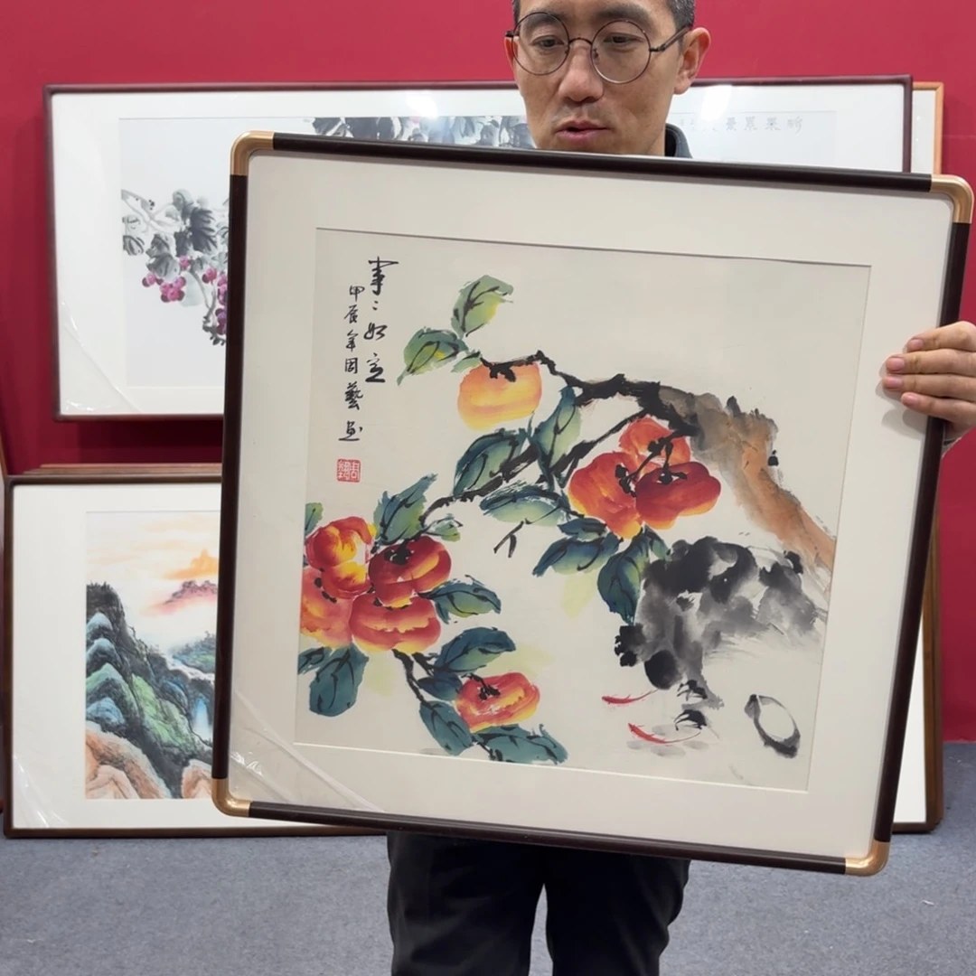 国画带框绘画作品
