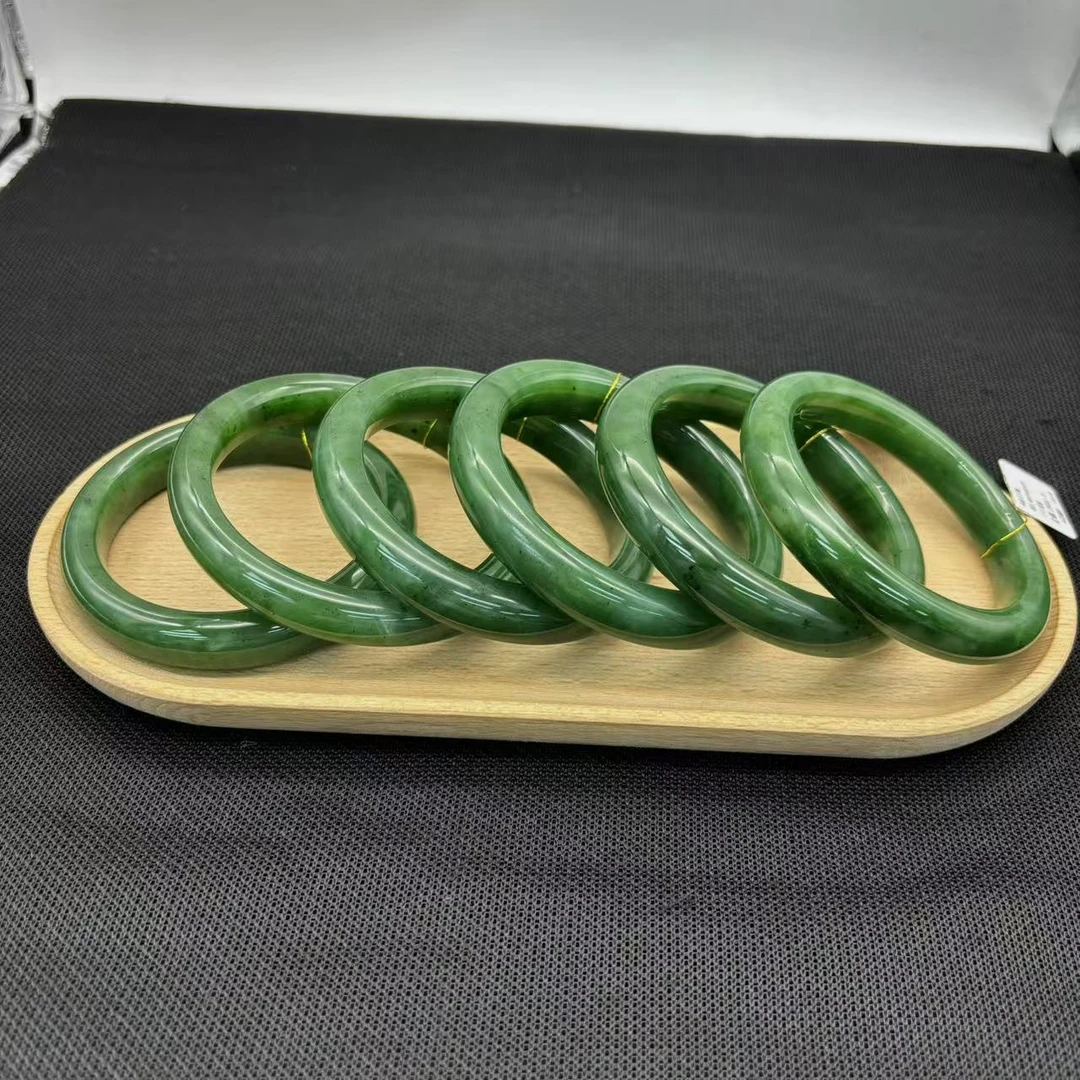 老卢和田玉碧玉手镯精美时尚气质有瑕款多样性发货其一C