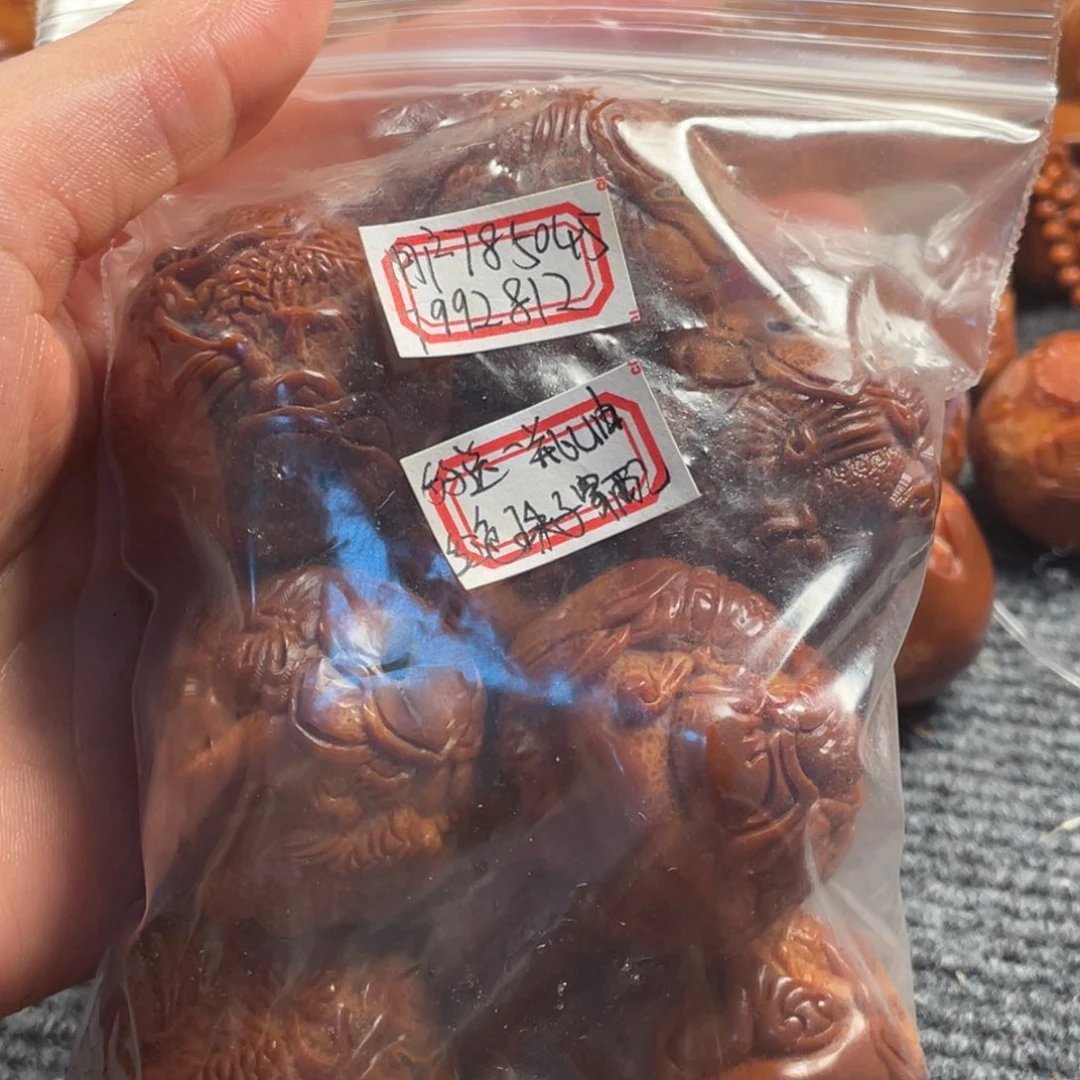 用***2橄榄核手串/手链龙财神手持