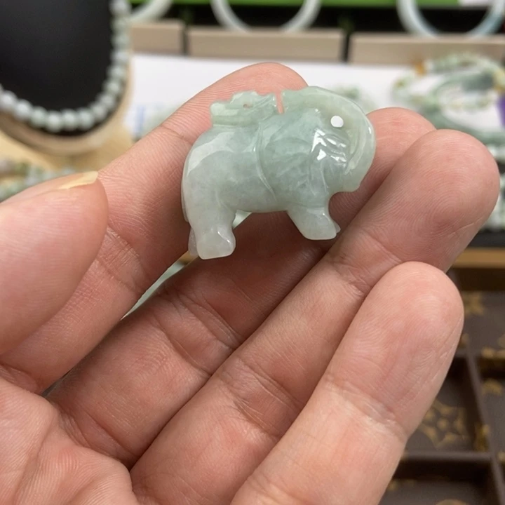 翡翠未镶嵌挂件挂件