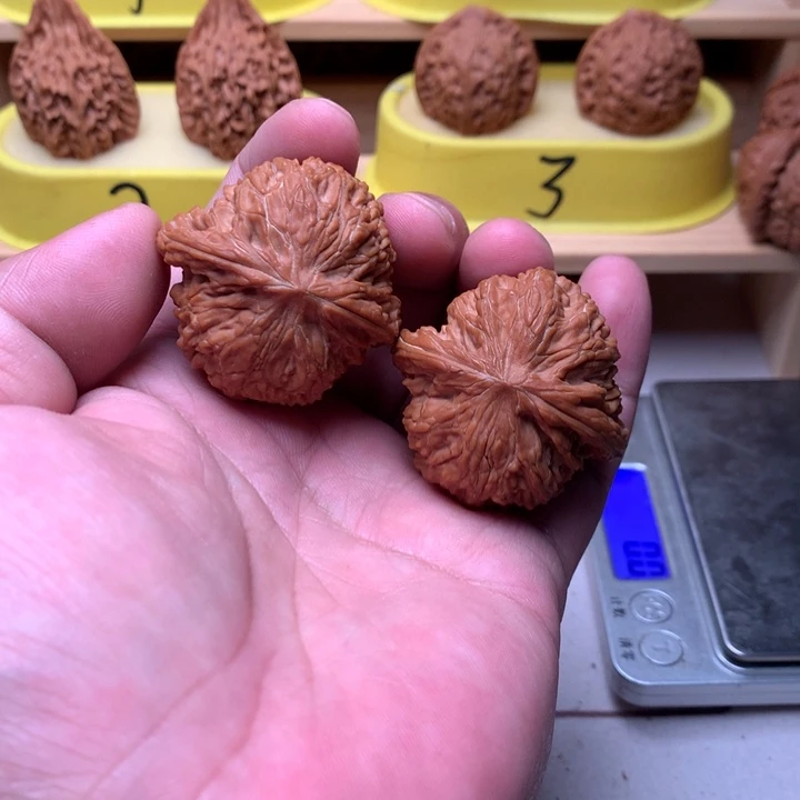 吊坠桃核磨盘好看