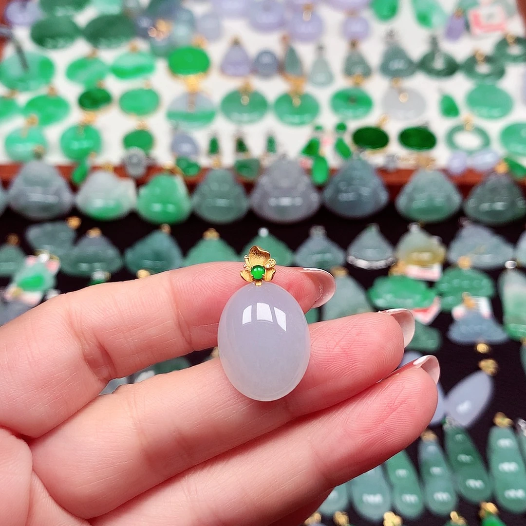 翡翠18K金镶嵌颈饰天然翡翠A货