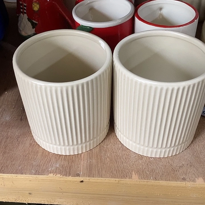 摆件陶盆有孔 瑕疵介意勿拍