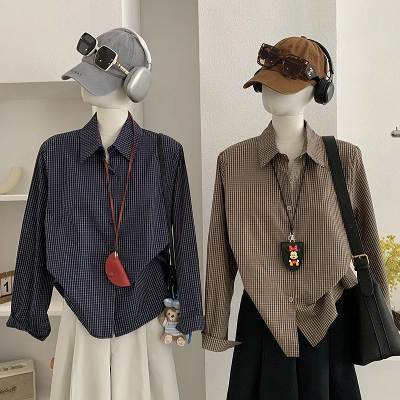 欧玛莱2026年春季新品复古风翻领单排扣格子长袖打底衬衫女5966