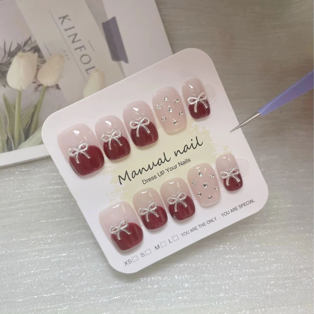 手工穿戴甲新款新年款2024短款甲片美甲贴高级感美甲穿戴甲片