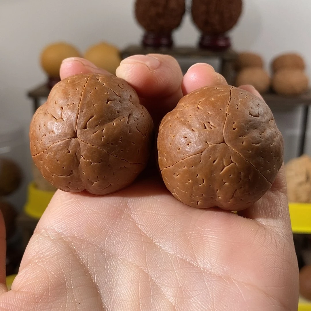 吊坠文玩核桃梅花金刚38