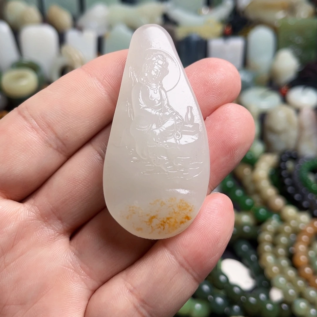 和田玉（青白玉）未镶嵌吊坠(不含链)