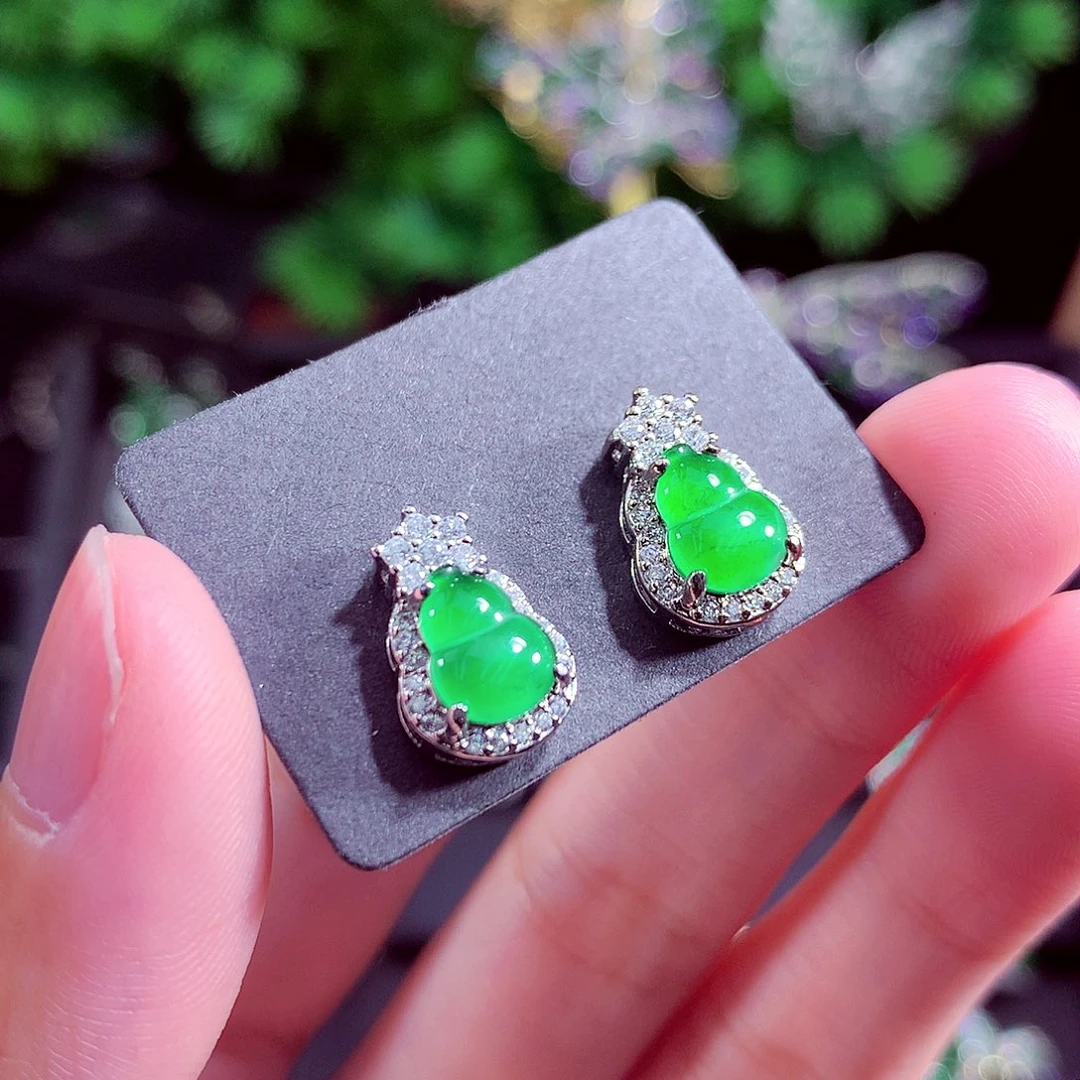 颈饰未镶嵌翡翠天然