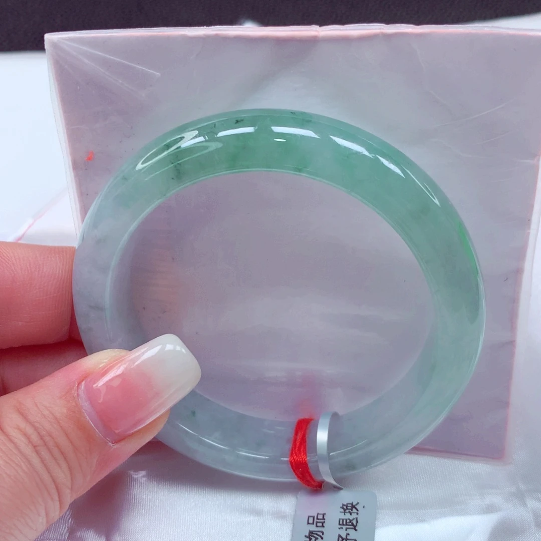 未镶嵌手镯翡翠手镯