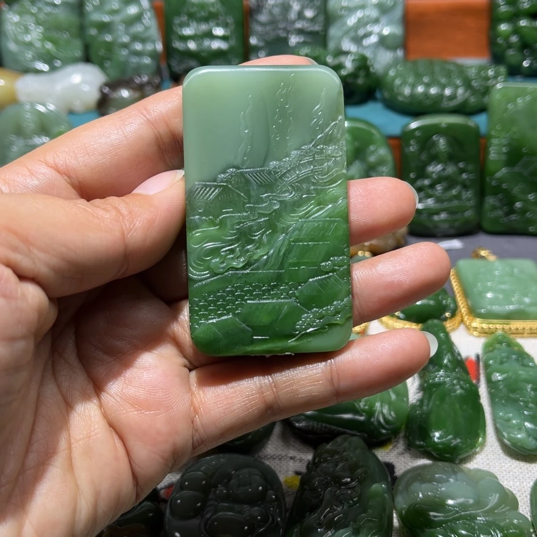 和田玉颈饰未镶嵌树*