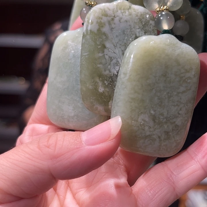 未镶嵌岫玉毛衣链