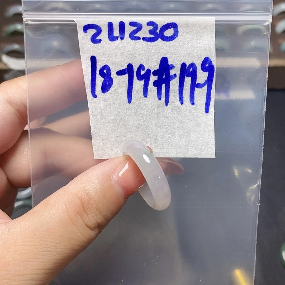 未镶嵌定制翡翠翡翠