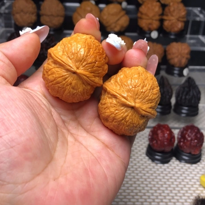 橄榄核吊坠32金丝绣球