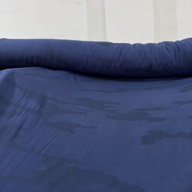 55 深藏青色纯棉高支迷彩暗花府绸面料5米价