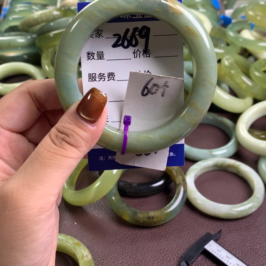未镶嵌蛇纹石玉手镯2669