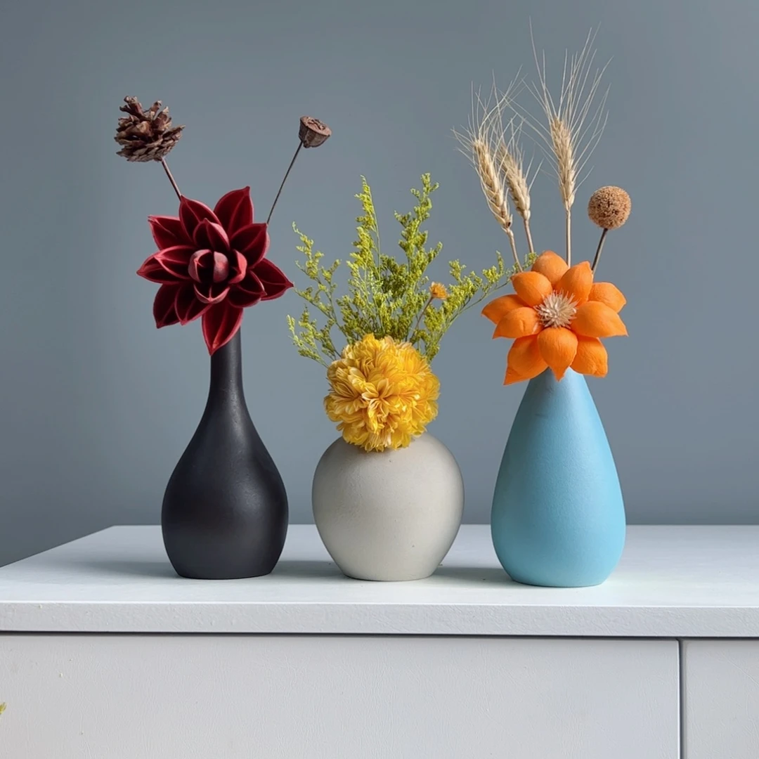 摆件陶瓷小花瓶摆件含花总高约20-30cm