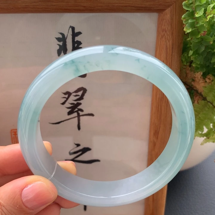 翡翠手镯未镶嵌翡翠手镯56