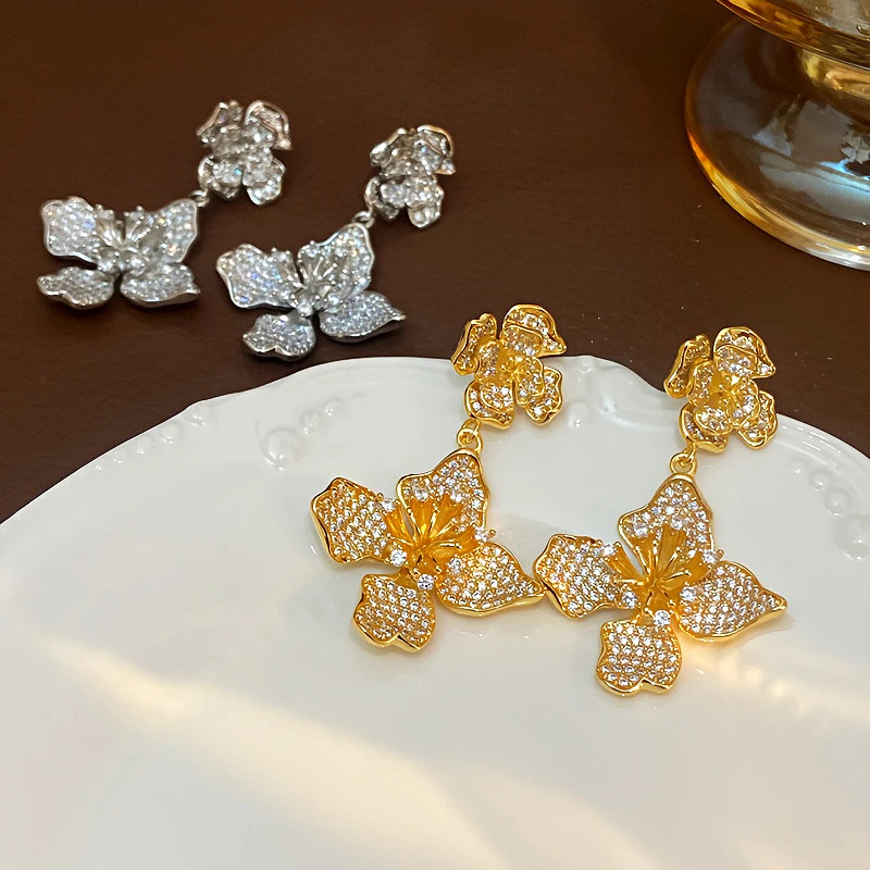 纯铜锆石耳饰 夸张重工花朵耳环高级感耳钉轻奢小众百搭时尚耳饰