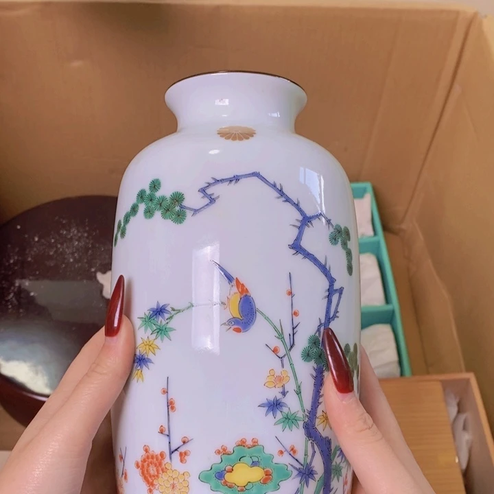 精美家用花瓶一客