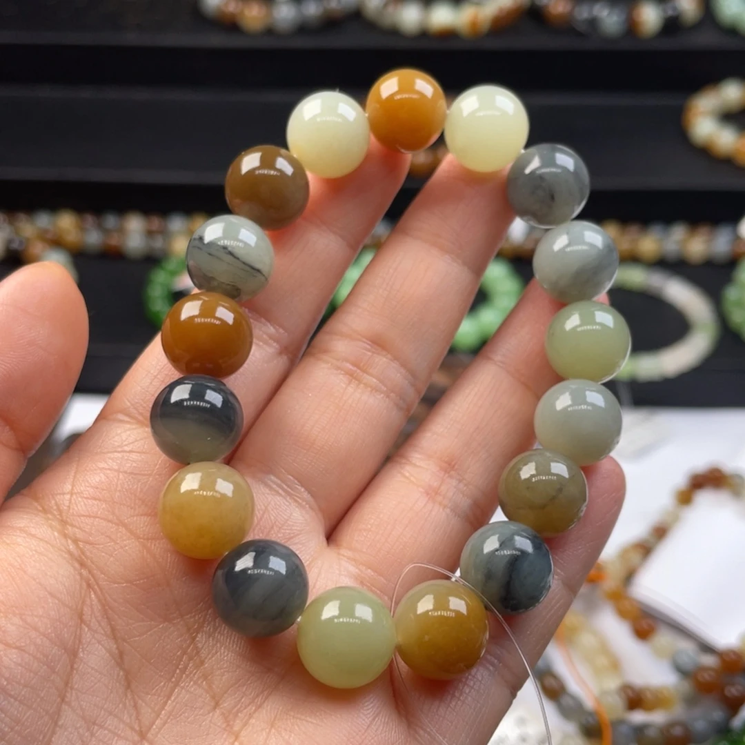 和田玉手串未镶嵌动****_