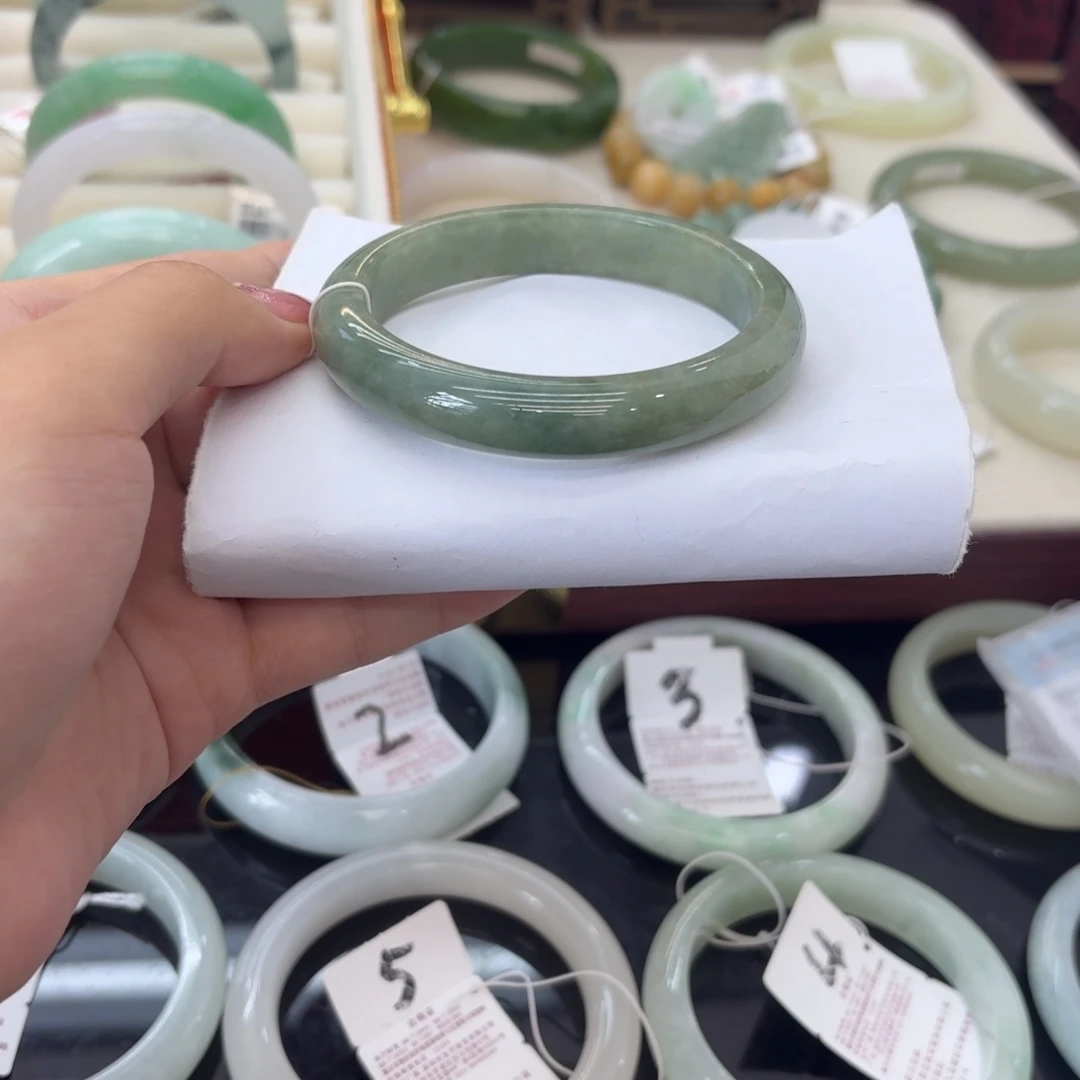 未镶嵌手镯翡翠（油清）点菜看细节