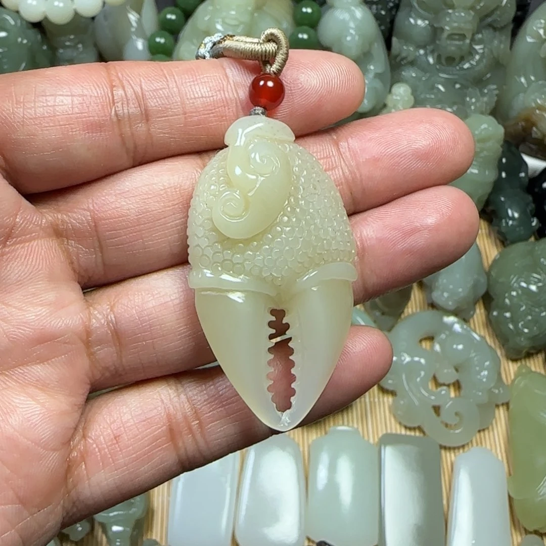 未镶嵌和田玉挂件
