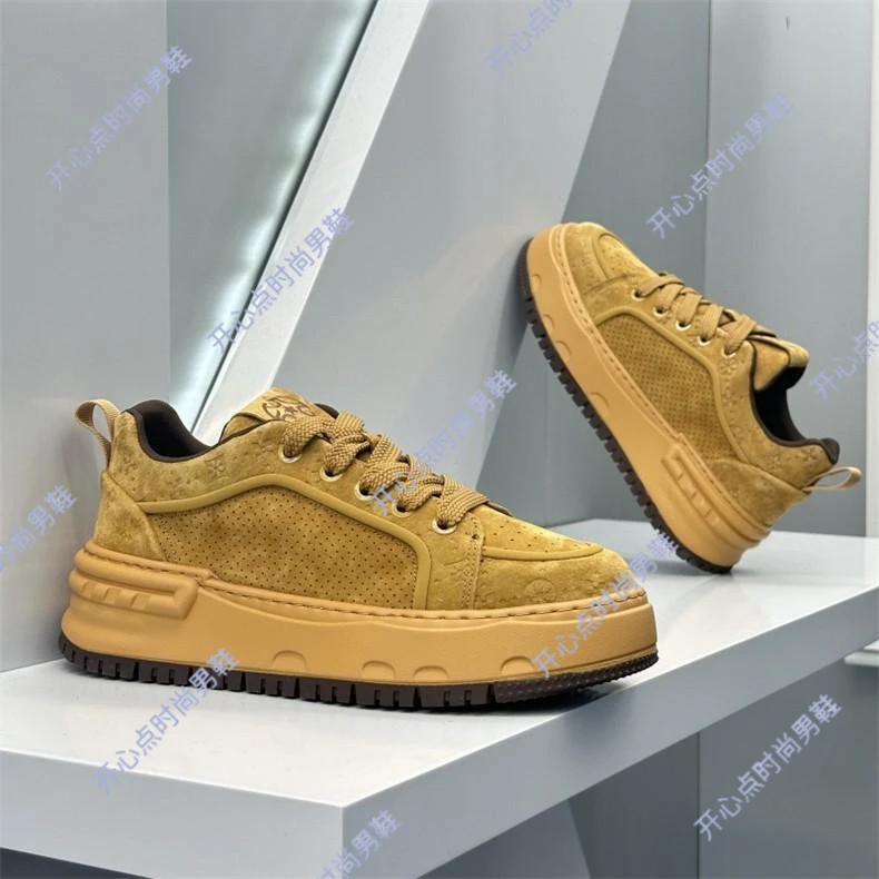 男舒适软底百搭网红爆款时尚休闲男鞋2025新款复古反绒皮厚底板鞋