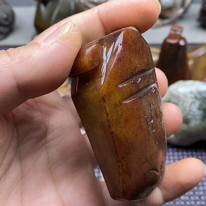 未镶嵌蛇纹石玉颈饰